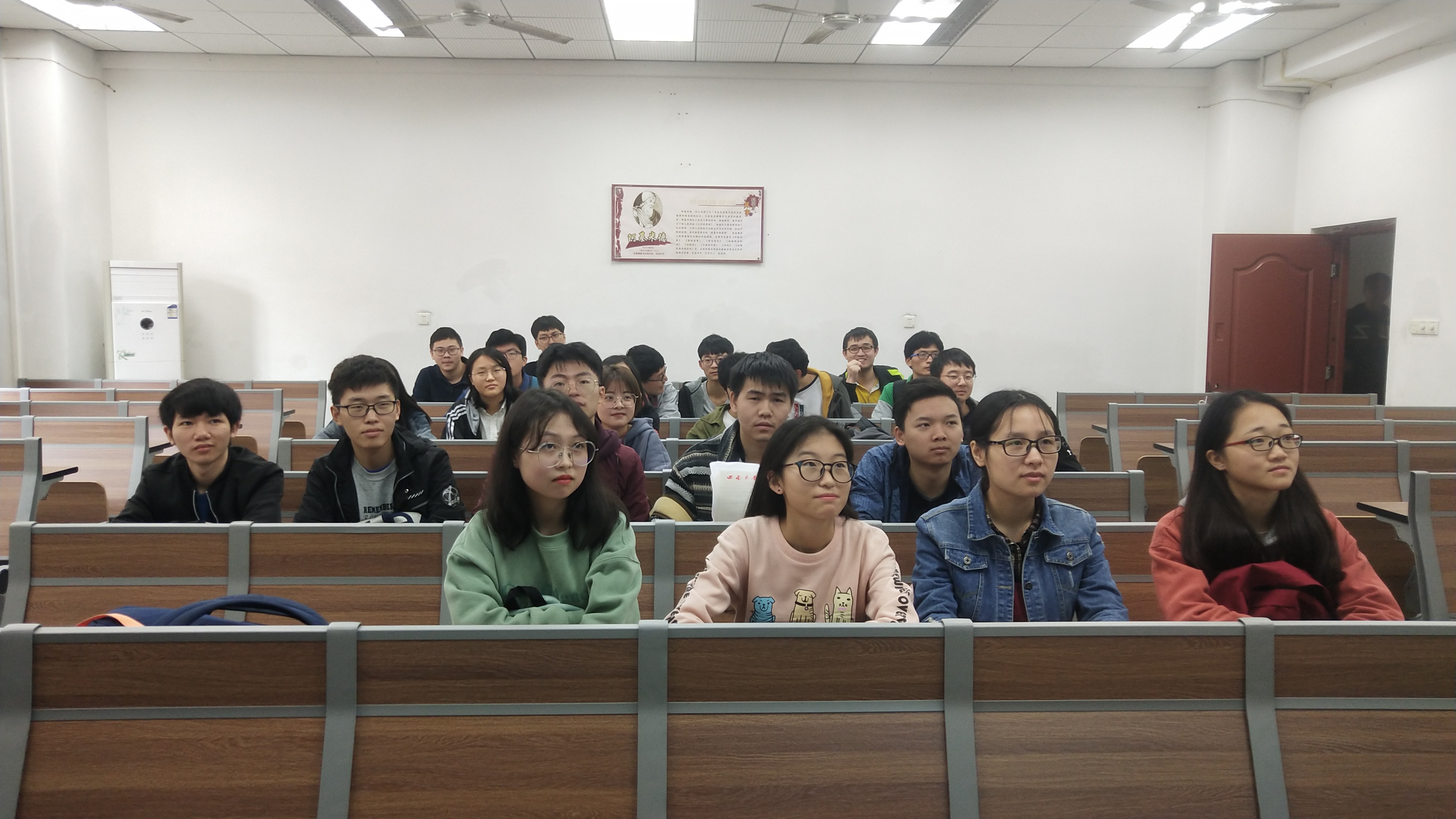 图1.jpg