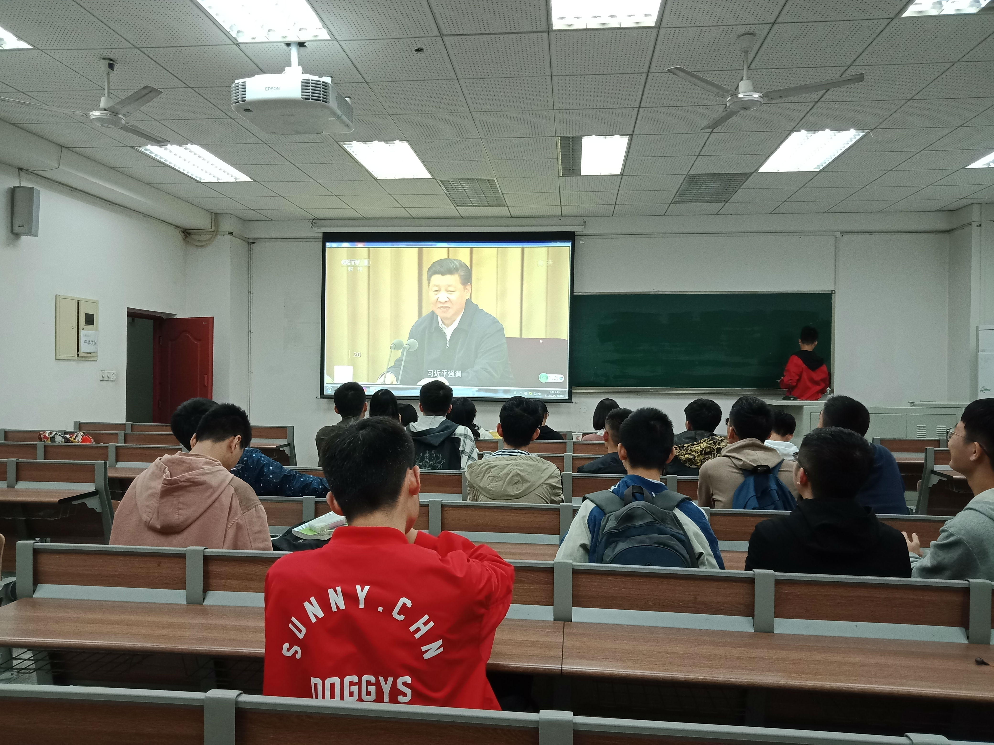 图1.jpg